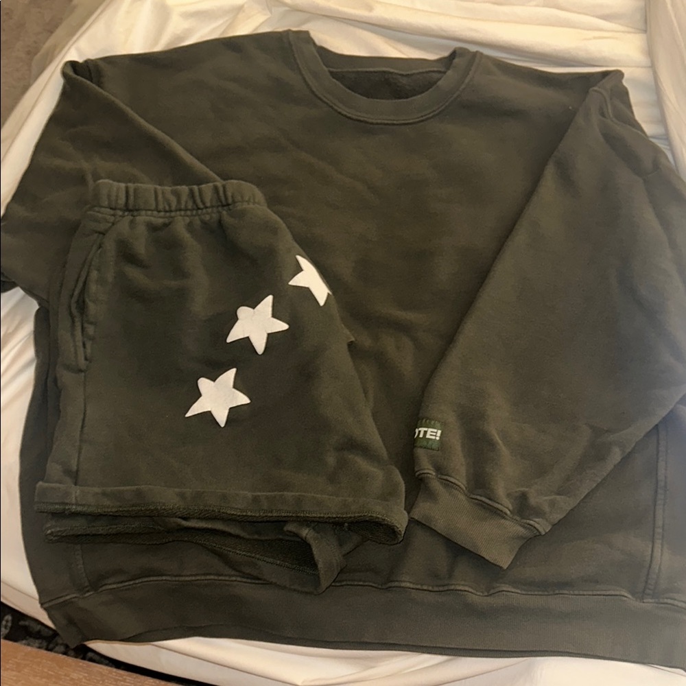 Daily Drills Sweat Set- I Am a Voter - M/L